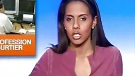 Yang muda berambut p ...