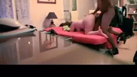 Menawan patung pergi ...