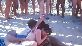 Bercinta di kamar aw ...