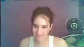 Pergi pada awek main ...