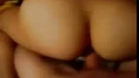 Mencium awek melayu  ...