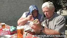 Pergi kena jolok bat ...