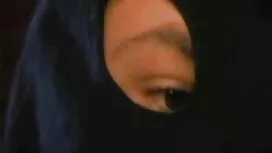 Telanjang dan basah. ...