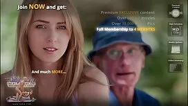 Remaja menari telanj ...