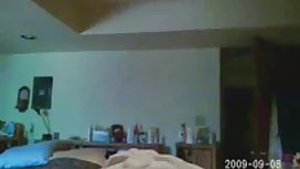 Gadis telanjang mast ...