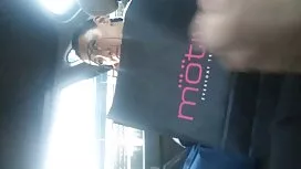 Seorang lelaki yang  ...