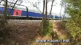 Masseur keluarkan ta ...