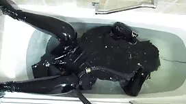 Huru-hara gay, awek  ...