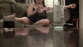 Besar dan topi pada  ...