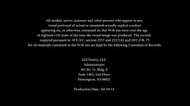 Seorang lelaki tumbu ...