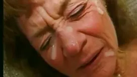 Si rambut merah di d ...