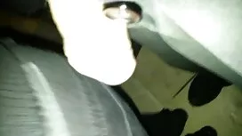 Mengusap rambut yang ...