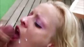 Suami memberikan ist ...